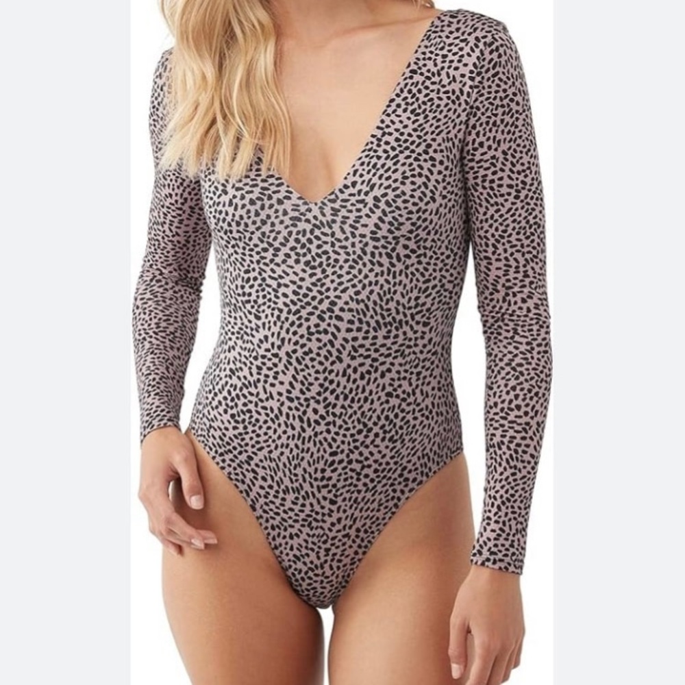 Oneill ladies dot San Marco surf suit size large